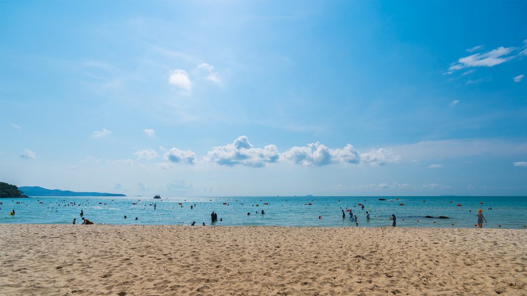 ทะเลใกล้กรุงเทพ - หาดทรายแก้ว จังหวัดระยอง (Sai Kaew Beach)