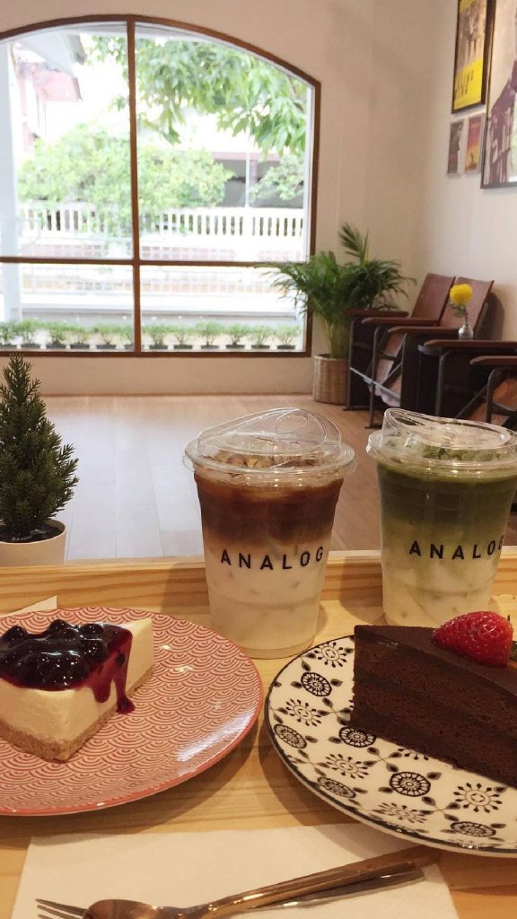 คาเฟ่นครศรีธรรมราช - อนาล็อก (Analog Cafe NakhonSi)
