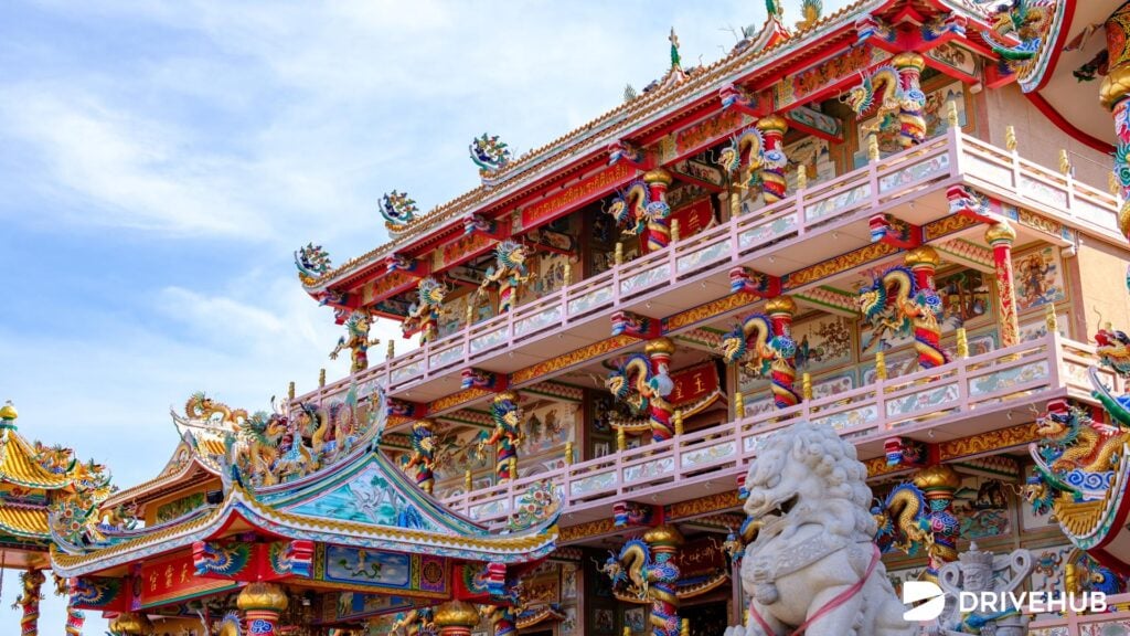 ที่เที่ยวชลบุรี - วิหารเทพสถิตพระกิติเฉลิม (Na Jasa Tai Chue Shrine)  