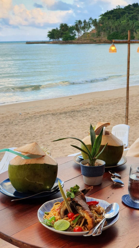 คาเฟ่นครศรีธรรมราช - ซาซ่า บีช คาเฟ่ สิชล (SASA Beach Cafe Sichon)