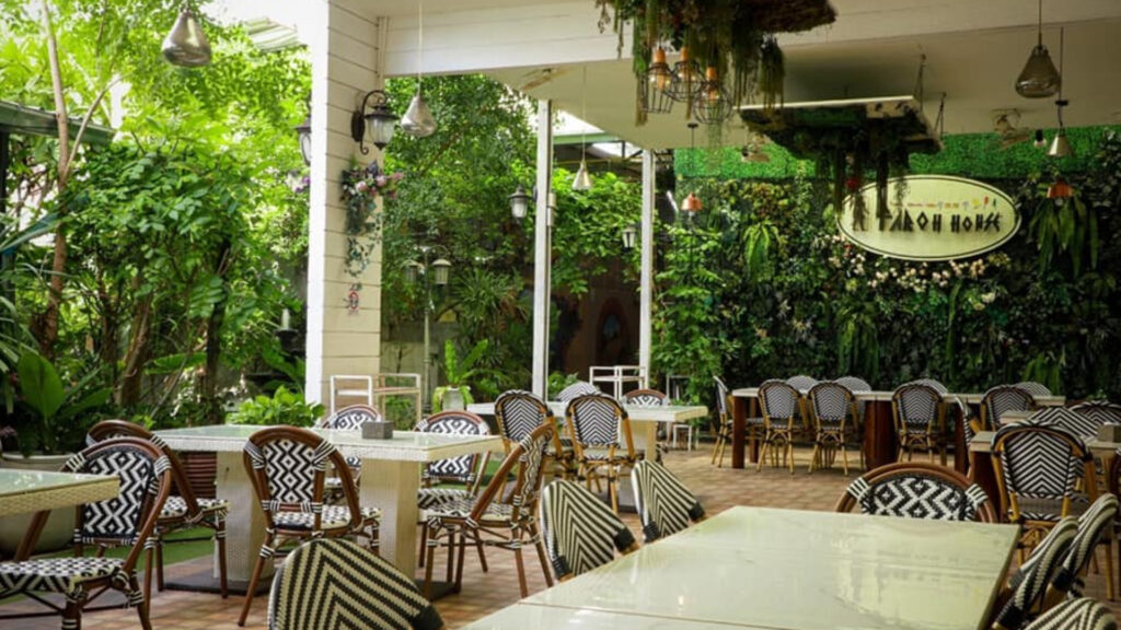 ร้านอาหารอุดรฯ - ร้านอาหารฟาโรห์เฮาส์ (Faroh House)