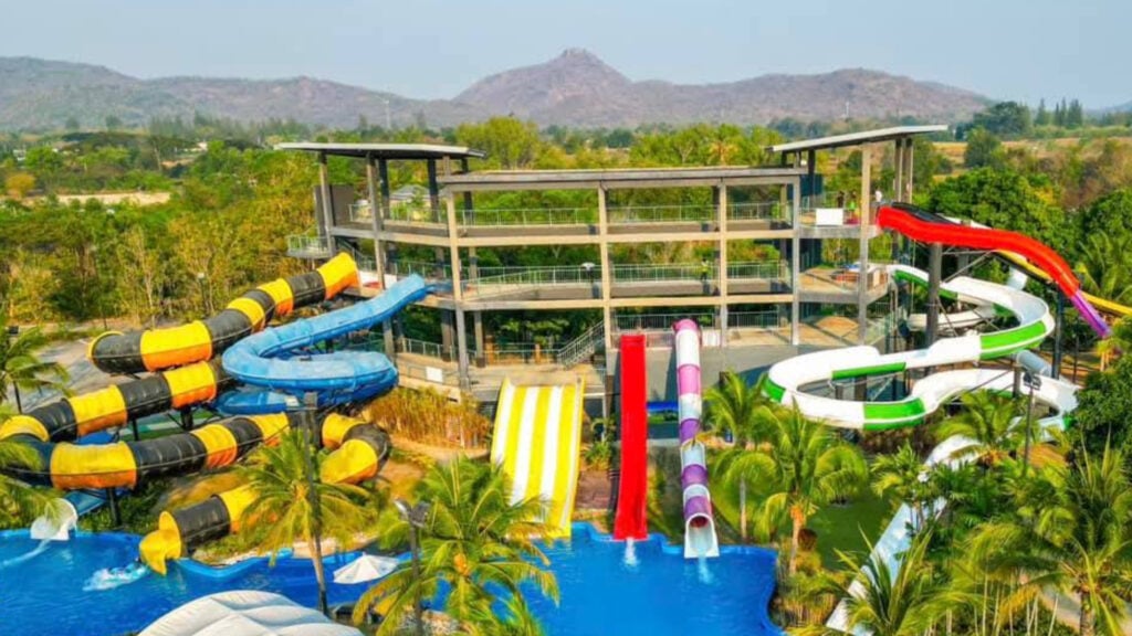 ที่เที่ยวหัวหิน - สวนน้ำแบล็คเมาน์เทน หัวหิน (Black Mountain Water Park)