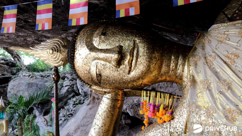 ที่เที่ยวสุพรรณบุรี - วัดเขาพระศรีสรรเพชญาราม (Wat Khao Phra Si Sanphet)